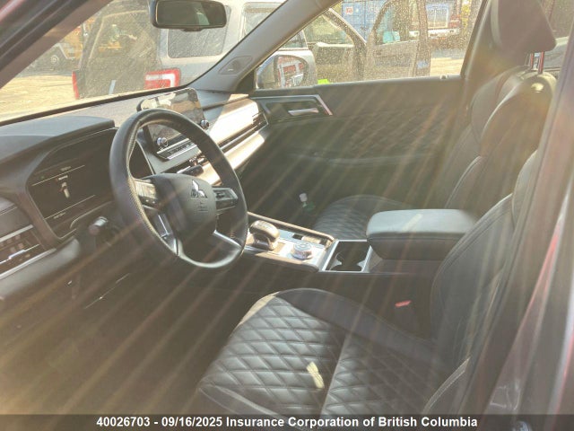 JA4J4VA86PZ613881 Mitsubishi Outlander