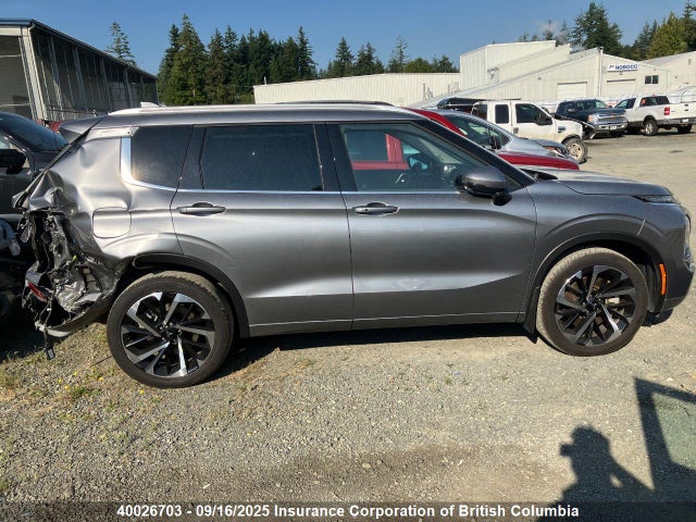 JA4J4VA86PZ613881 Mitsubishi Outlander