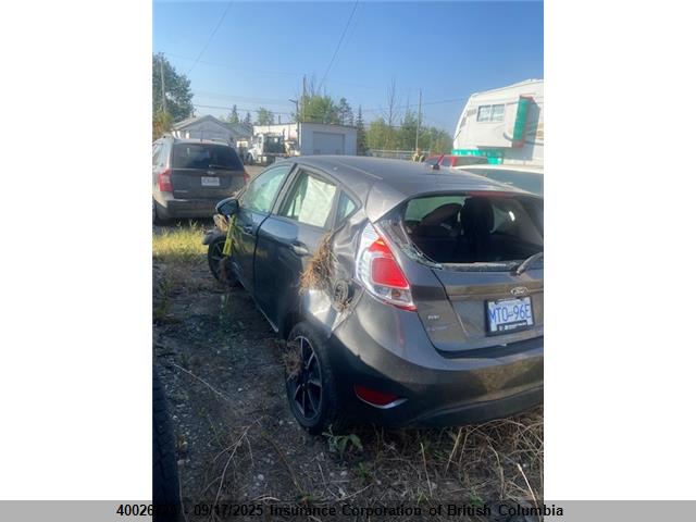 Ford Fiesta 2019 3FADP4EJ1KM125214 Image 3