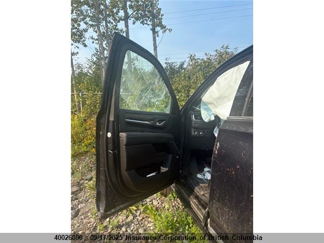 GMC lm2 2023 1GKS2DKT4PR530600 Image 18