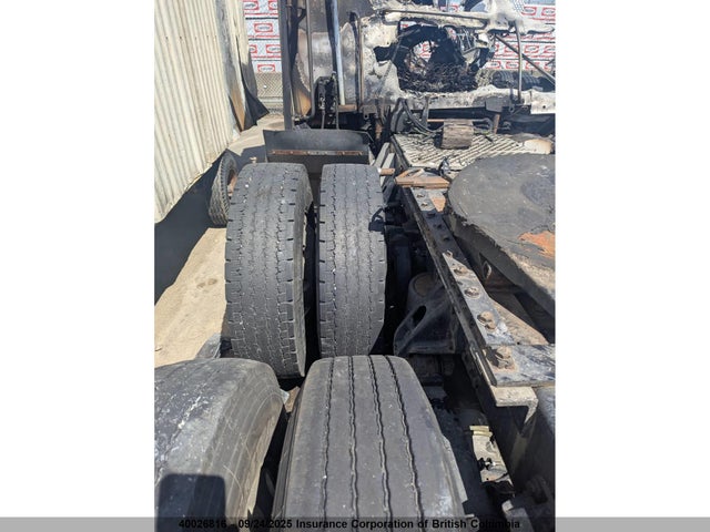 1XKYD49X7KJ951327 Kenworth Isx / X15