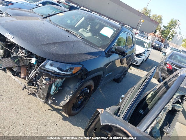 3C4NJDBB7JT114056 Jeep Compass