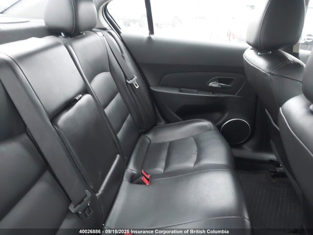 1G1P75SZ9F7163600 Chevrolet luz