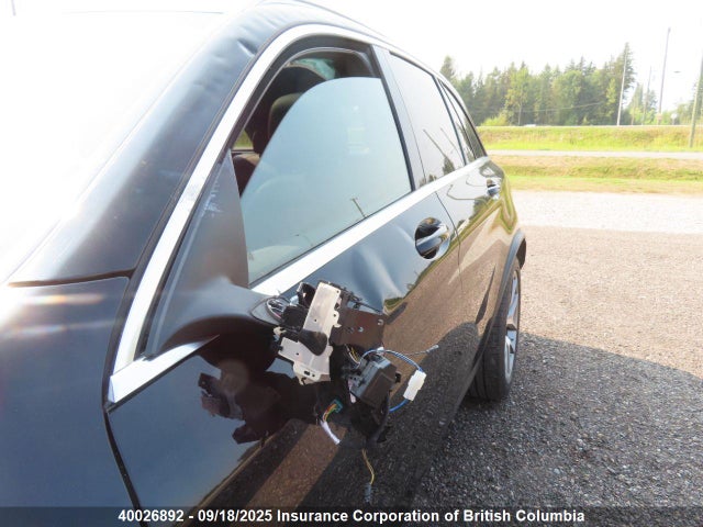 W1N0G6EBXNV368648 Mercedes-Benz m276