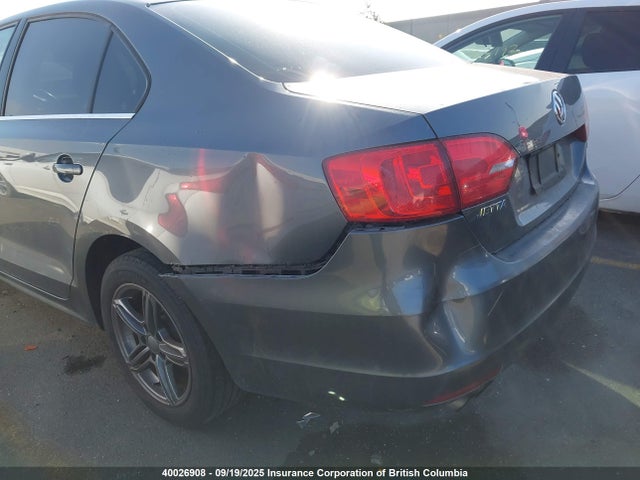 3VWD07AJ4EM396484 Volkswagen Jetta