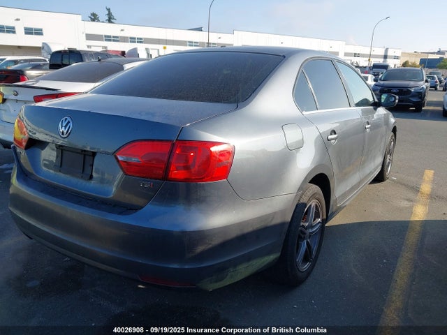 3VWD07AJ4EM396484 Volkswagen Jetta