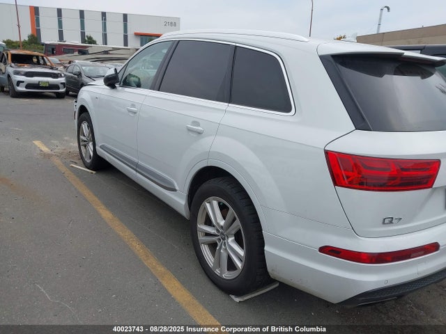 Audi Q7 2017 WA1MAAF77HD033701 Image 3
