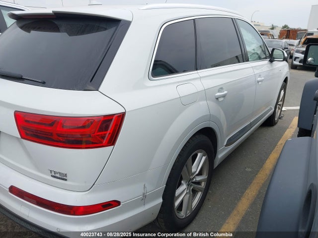 Audi Q7 2017 WA1MAAF77HD033701 Image 4