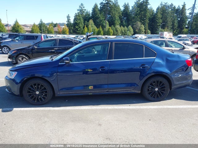 3VWG07AJ3EM415426 Volkswagen Jetta