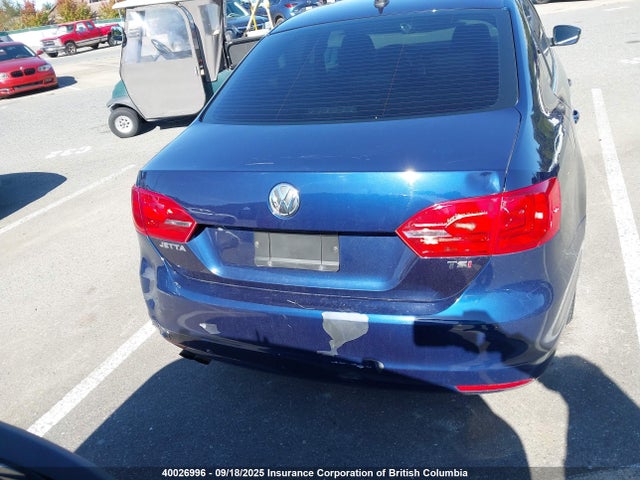 3VWG07AJ3EM415426 Volkswagen Jetta