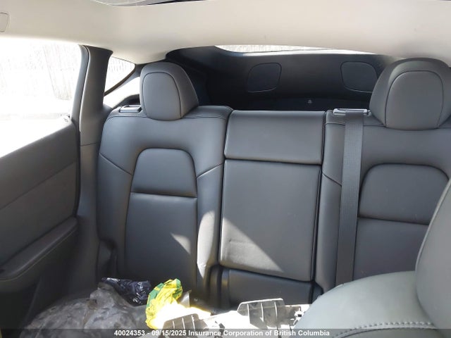 7SAYGDEE1NF385266 Tesla Model Y