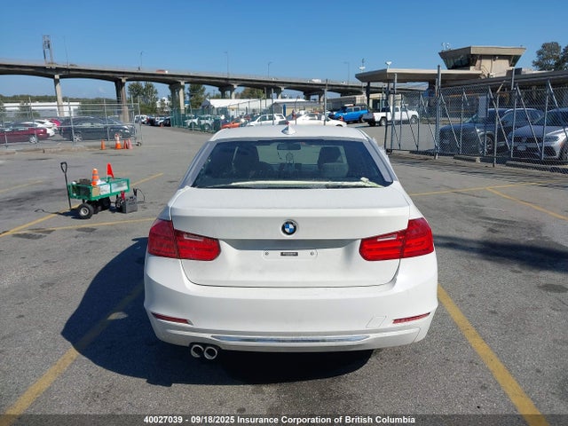 WBA3B3C59FF546234 BMW 328I