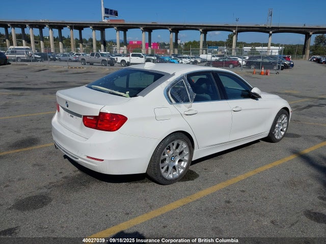 WBA3B3C59FF546234 BMW 328I