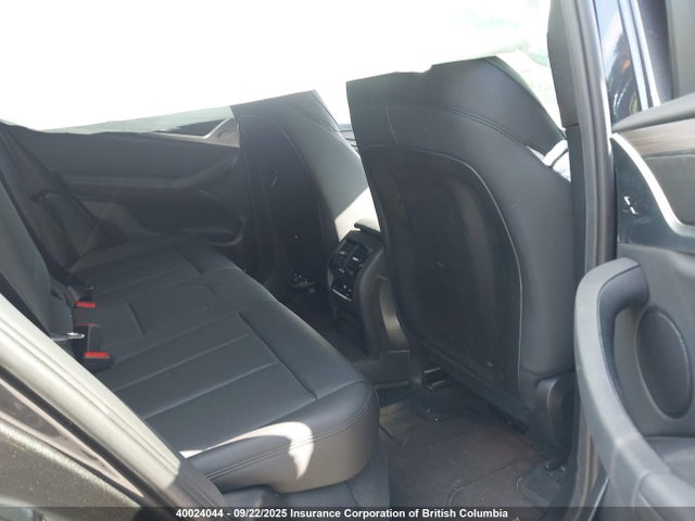BMW 2018 2018 5UXTR9C53JLD65272 Image 8