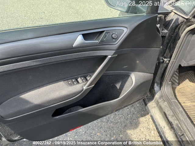 3VWG57AU4MM014252 Volkswagen Golf