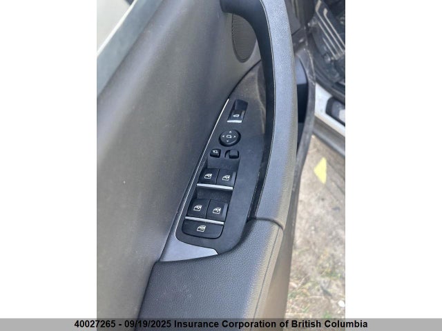 5UXTR9C52KLP88052 BMW X3