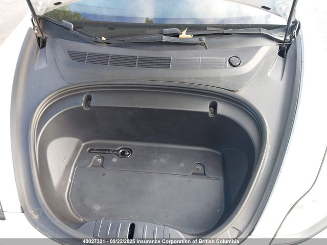5YJ3E1EB4LF643360 Tesla MODEL 3