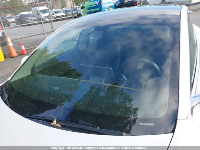5YJ3E1EB4LF643360 Tesla MODEL 3