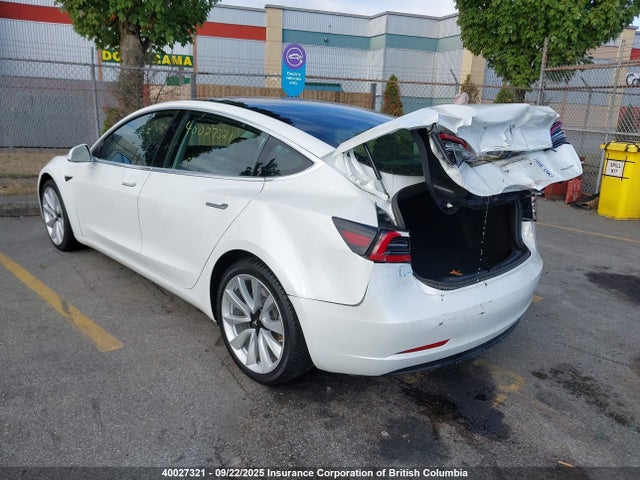5YJ3E1EB4LF643360 Tesla MODEL 3