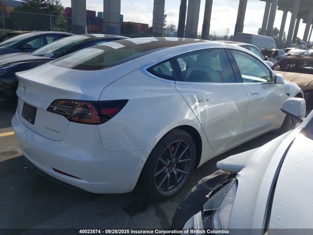 Tesla 2020 2020 5YJ3E1EB2LF716693 Image 4