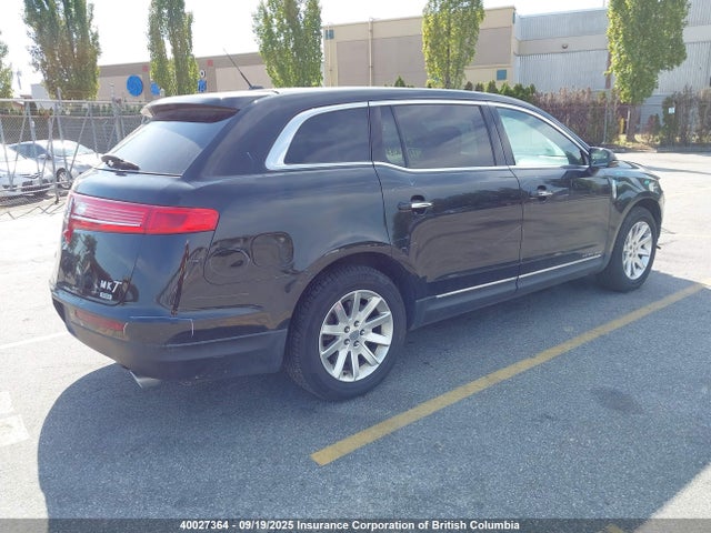 2LMHJ5NK8EBL54586 Lincoln MKT
