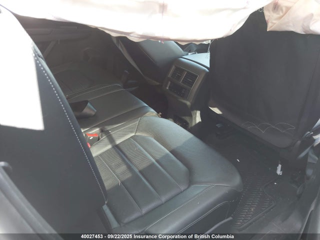 Volkswagen fsi 2018 1V2NR2CA6JC533819 Image 8