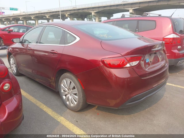 Chrysler 2015 2015 1C3CCCFB7FN717185 Image 3