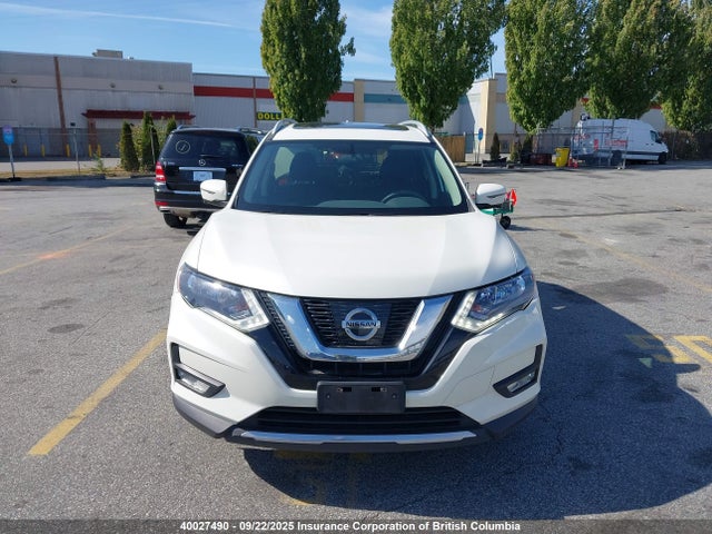 Nissan 2017 2017 5N1AT2MV2HC850358 Image 13