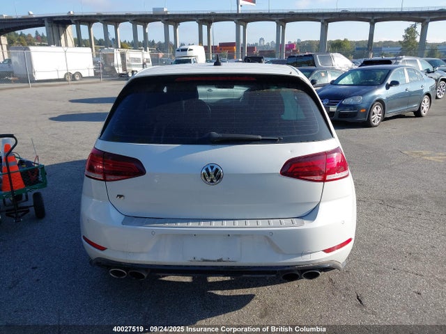 WVWVF7AU1JW255415 Volkswagen 2018