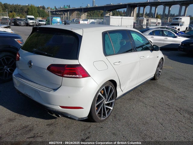 WVWVF7AU1JW255415 Volkswagen 2018