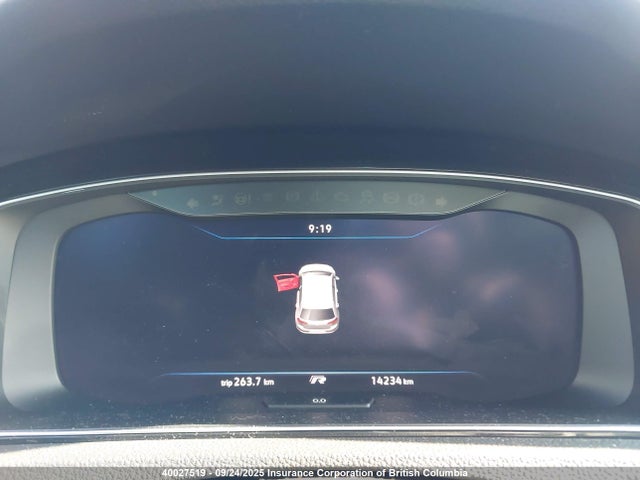 WVWVF7AU1JW255415 Volkswagen 2018