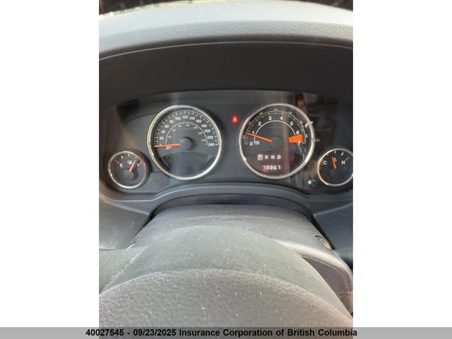 1C4NJDAB7FD245132 Jeep 2015