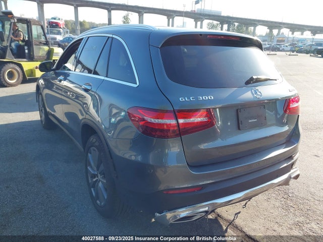 WDC0G4KB7GF090492 Mercedes-Benz m274