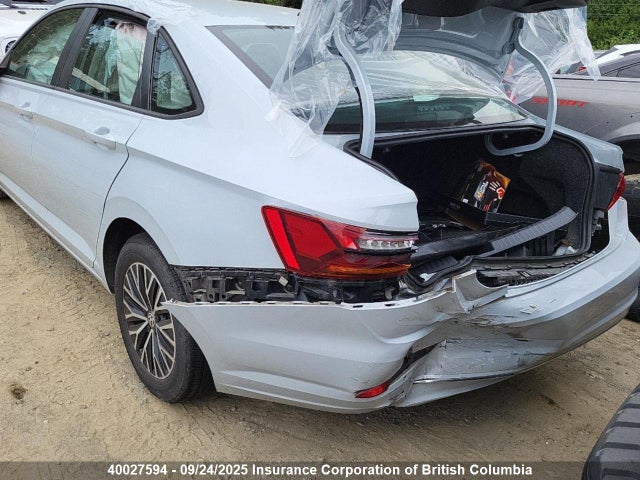 3VWE57BU2KM059404 Volkswagen 1.8 tsi
