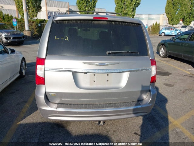 2C4RC1BG1ER309889 Chrysler Town and Country