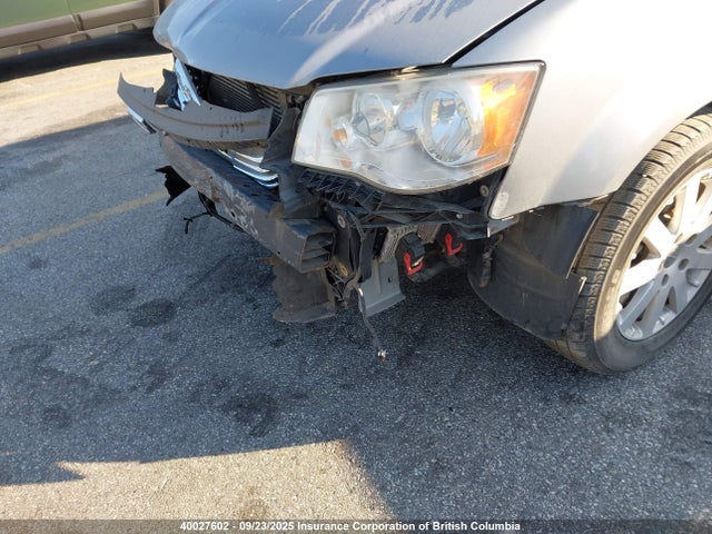 2C4RC1BG1ER309889 Chrysler Town and Country