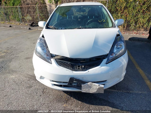 2010 Honda Fit მანქანა იყიდება აუქციონზე, vin: JHMGE8H54AC803245, აუქციონის ნომერი: 40027637