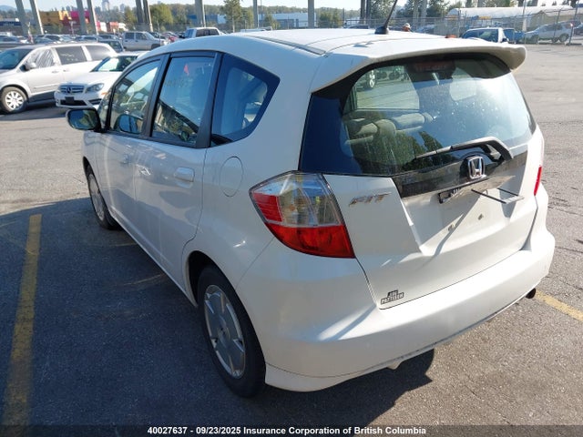 2010 Honda Fit მანქანა იყიდება აუქციონზე, vin: JHMGE8H54AC803245, აუქციონის ნომერი: 40027637