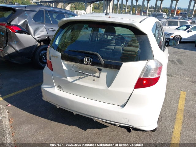 2010 Honda Fit მანქანა იყიდება აუქციონზე, vin: JHMGE8H54AC803245, აუქციონის ნომერი: 40027637