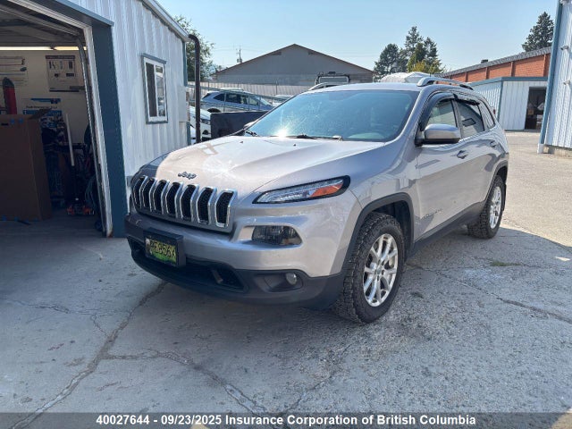 40027644 :رقم المزاد ، 1C4PJMCS4HD215479 vin ، 2017 Jeep Cherokee Latitude مزاد بيع