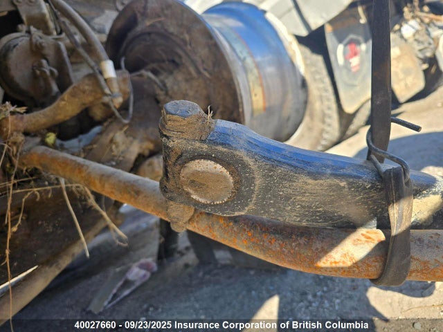 1NKDX4TX1ER967618 Kenworth Isx