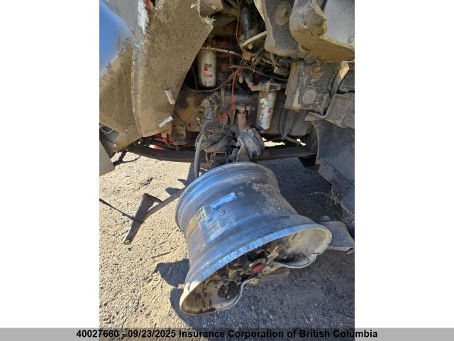1NKDX4TX1ER967618 Kenworth Isx
