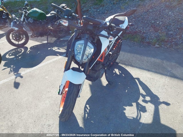 KTM 2019 2019 MD2JPJ406KC209142 Image 5
