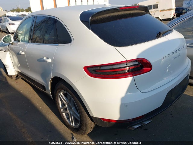 Porsche Macan 2017 WP1AB2A50HLB12617 Image 3