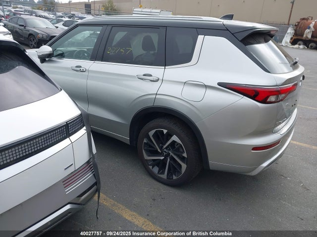 JA4T5WA92SZ610747 Mitsubishi Outlander