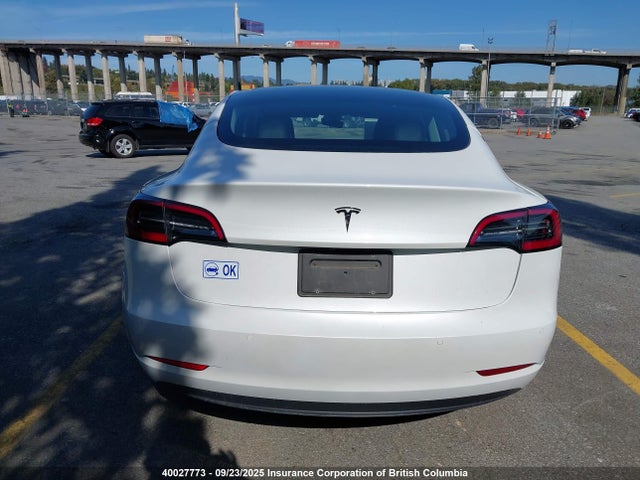 5YJ3E1EA6NF209189 Tesla MODEL 3