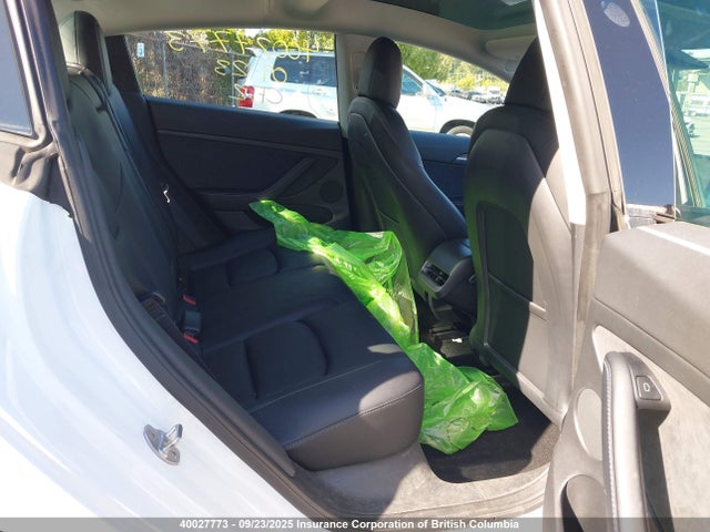 5YJ3E1EA6NF209189 Tesla MODEL 3