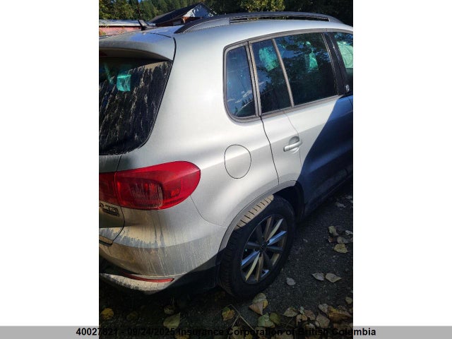 WVGNV7AX4HK039844 Volkswagen 2017
