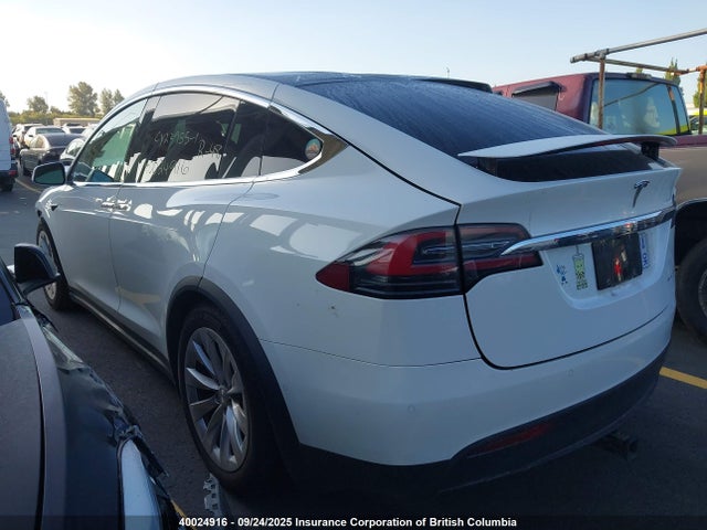 Продаж на аукціоні авто 2020 Tesla Model X, vin: 5YJXCDE24LF303411, номер лоту: 40024916