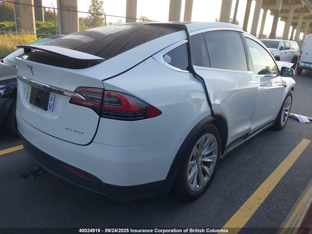 Продаж на аукціоні авто 2020 Tesla Model X, vin: 5YJXCDE24LF303411, номер лоту: 40024916